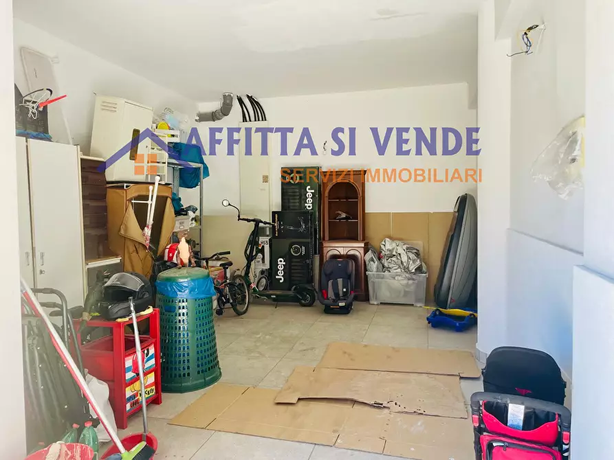 Immagine 28 di Pentalocale in vendita  in Via Peppino Impastato 15 a Siracusa