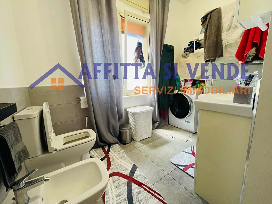 Immagine 16 di Pentalocale in vendita  in Via Peppino Impastato 15 a Siracusa