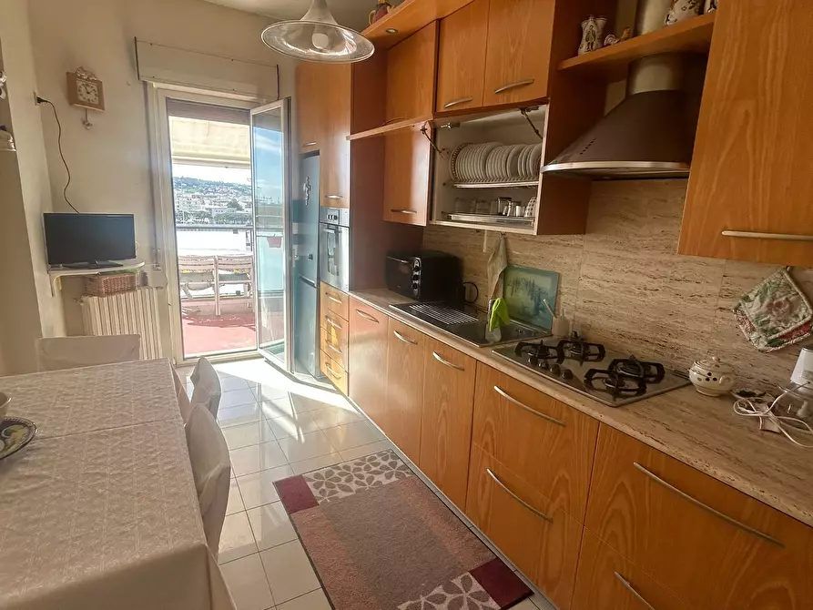 Immagine 10 di Attico in vendita  a Pescara