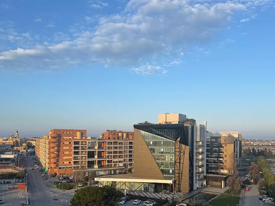 Immagine 1 di Attico in vendita  a Pescara