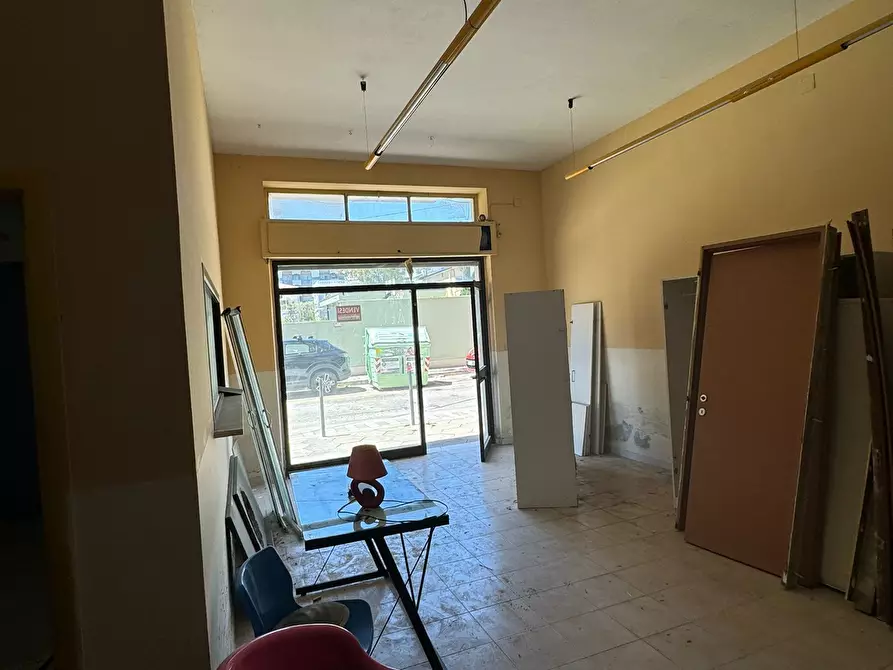 Immagine 2 di Locale commerciale in affitto  a Pescara