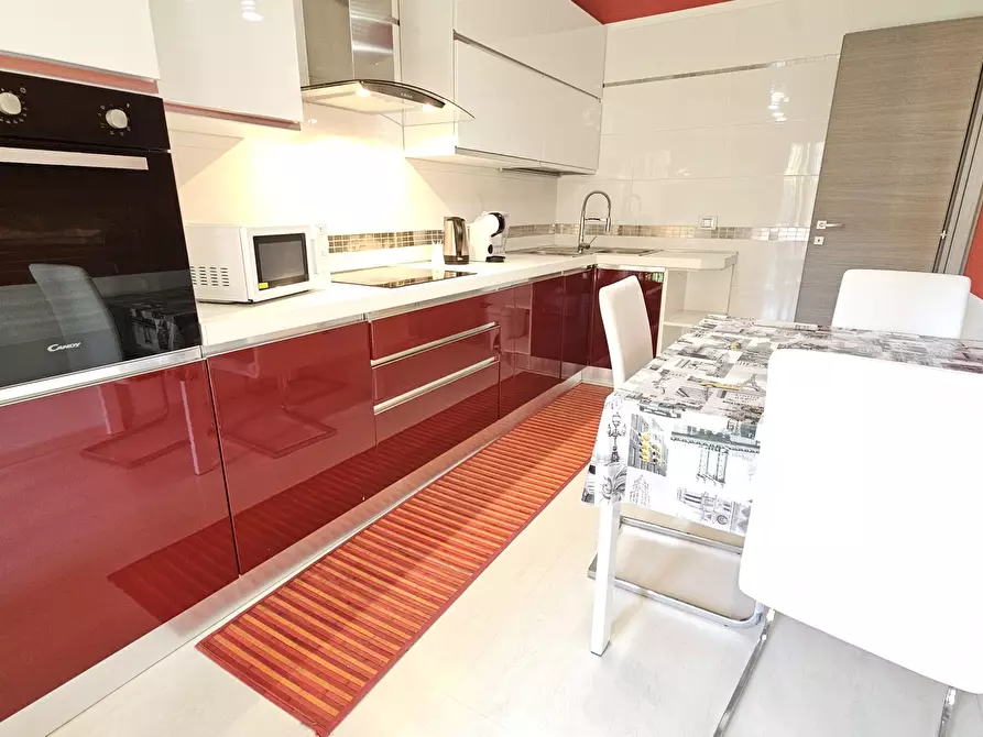 Immagine 13 di Bilocale in affitto  in Via Fratelli Betti 289 a Rapallo