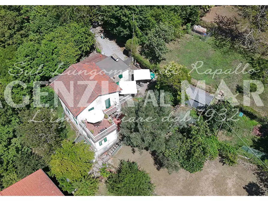 Immagine 1 di Casa trifamiliare in vendita  a Rapallo