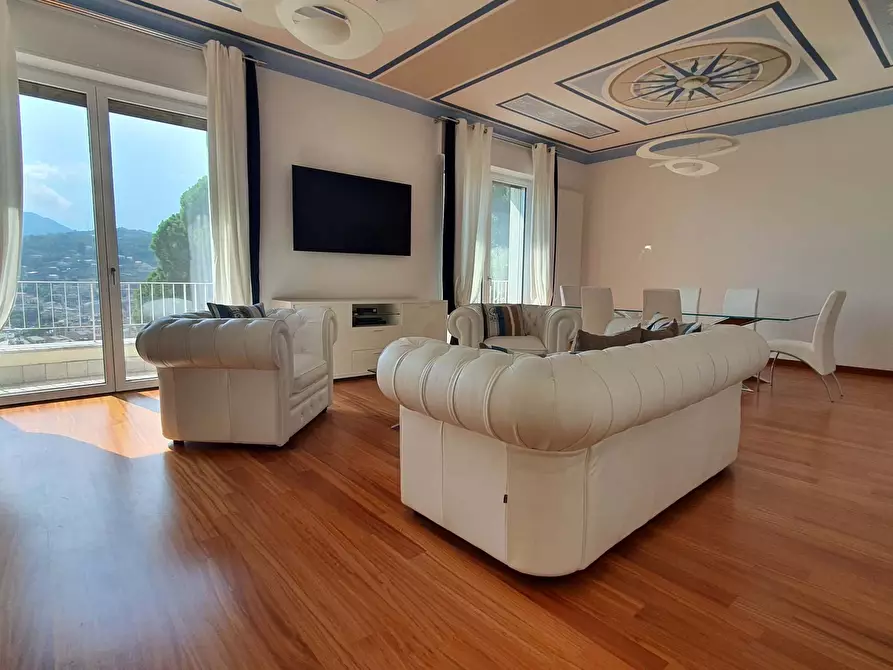 Immagine 3 di Attico in vendita  a Rapallo