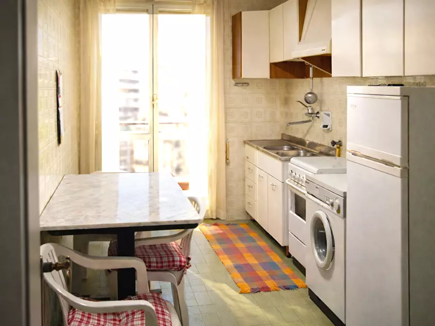 Immagine 10 di Trilocale in vendita  a Rapallo