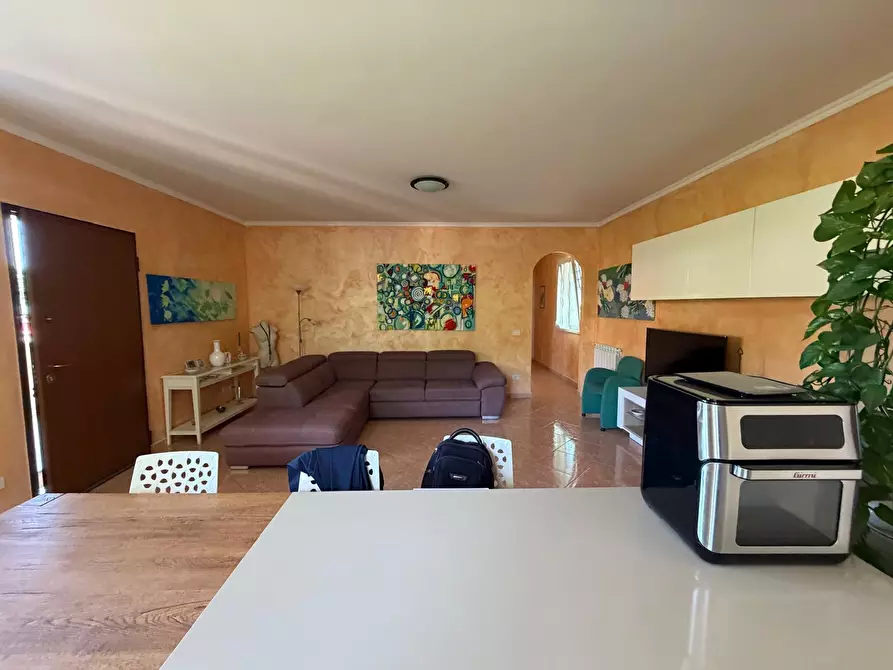 Immagine 13 di Villa in vendita  a Castelnuovo Di Porto