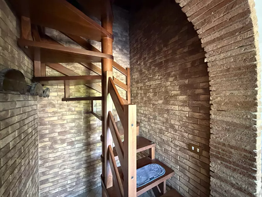 Immagine 10 di Palazzo in vendita  in Via Vittorio Emanuele III 28 a Nazzano
