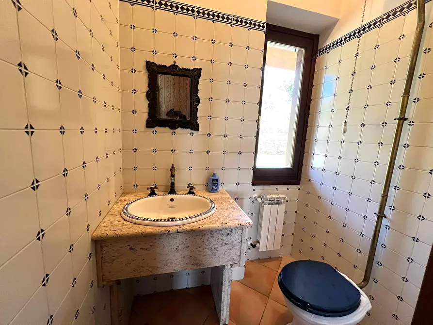 Immagine 28 di Villa in vendita  a Fiano Romano