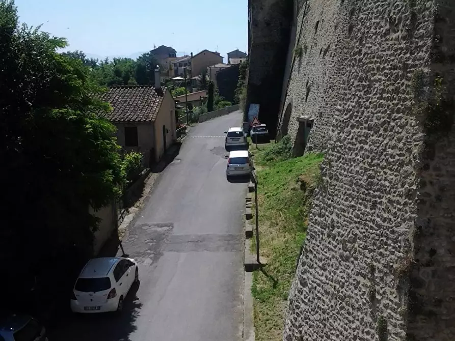 Immagine 13 di Bilocale in vendita  a Torrita Tiberina