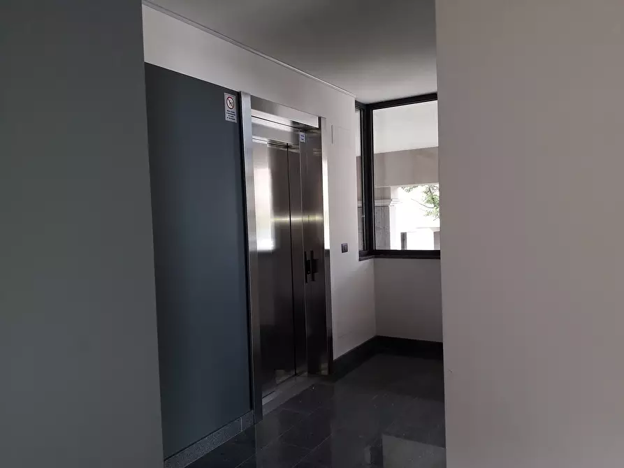 Immagine 27 di Bilocale in vendita  in Via Pietro Cossa 105 a Torino