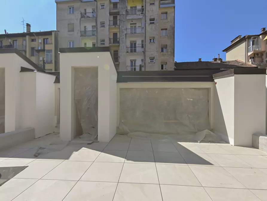 Immagine 32 di Loft/Open space in vendita  in Via Ugo Foscolo 6 a Torino