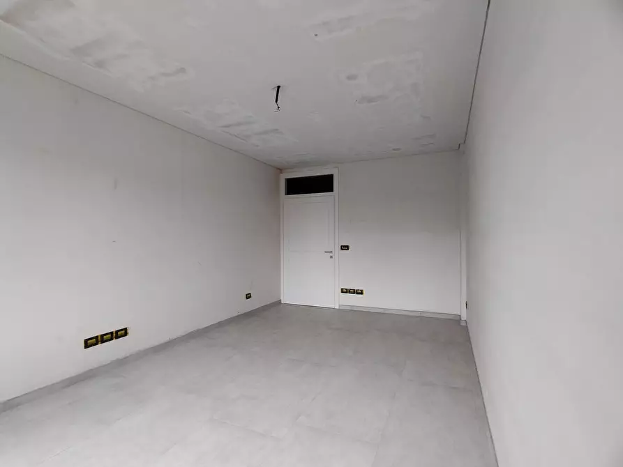 Immagine 16 di Quadrilocale in vendita  in Via Pietro Cossa 105 a Torino