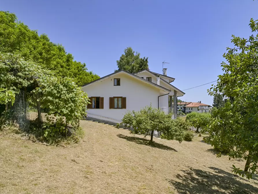 Immagine 11 di Villa in vendita  in via luinengo cossi 61 a Borgiallo