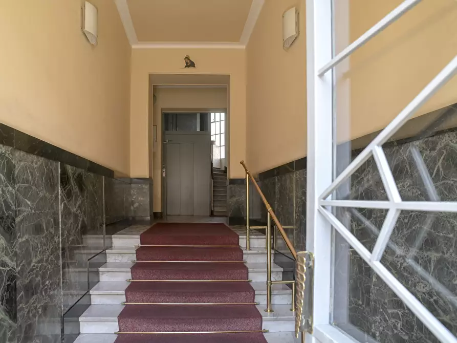 Immagine 3 di Quadrilocale in vendita  in via Livorno 9 a Torino