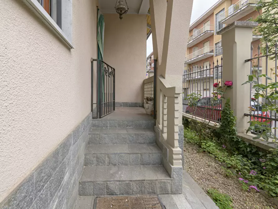 Immagine 39 di Villa in vendita  in via nazario sauro 45 a Venaria Reale