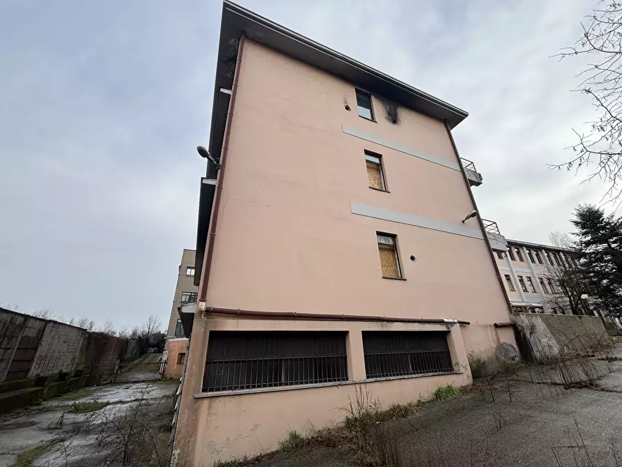 Immagine 7 di Attività artigianale in vendita  in Strada dell'Arrivore 25 a Torino