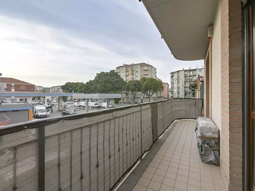 Immagine 27 di Trilocale in vendita  in Via Quarto dei Mille 5 a Torino