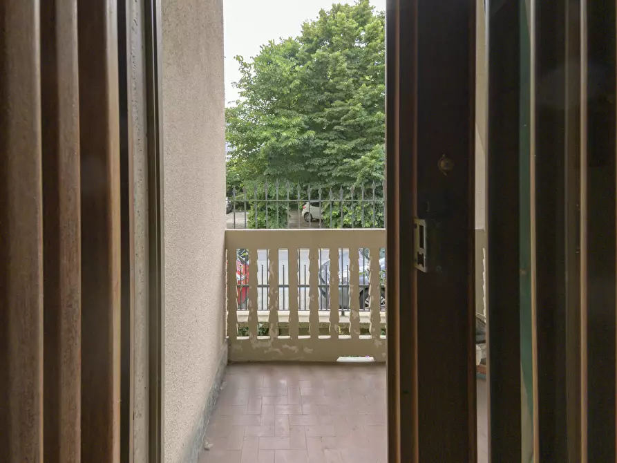 Immagine 37 di Villa in vendita  in via nazario sauro 45 a Venaria Reale