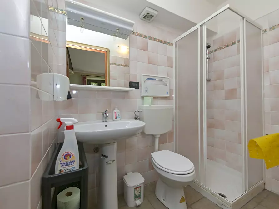 Immagine 48 di Monolocale in vendita  in Via Roma 3 a Viù