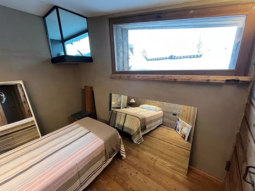 Immagine 70 di Baita in vendita  a Bardonecchia