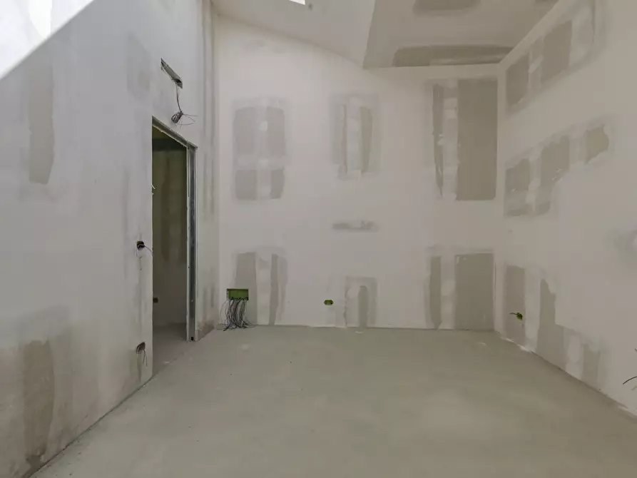 Immagine 16 di Loft/Open space in vendita  in Via Ugo Foscolo 6 a Torino