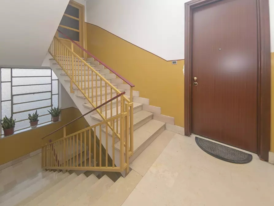 Immagine 3 di Trilocale in vendita  in via verdi 17 a Venaria Reale