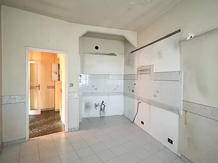 Immagine 4 di Bilocale in vendita  in Piazza Generale Carlo di Robilant 8 a Torino