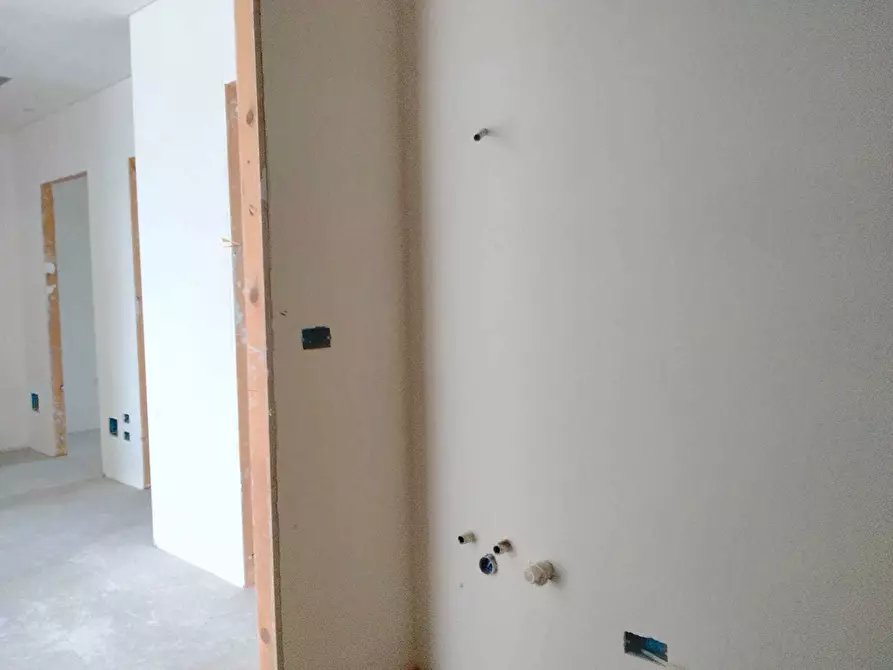 Immagine 37 di Quadrilocale in vendita  in Via Pietro Cossa 105 a Torino