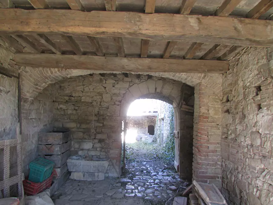 Immagine 13 di Rustico / casale in vendita  a Todi