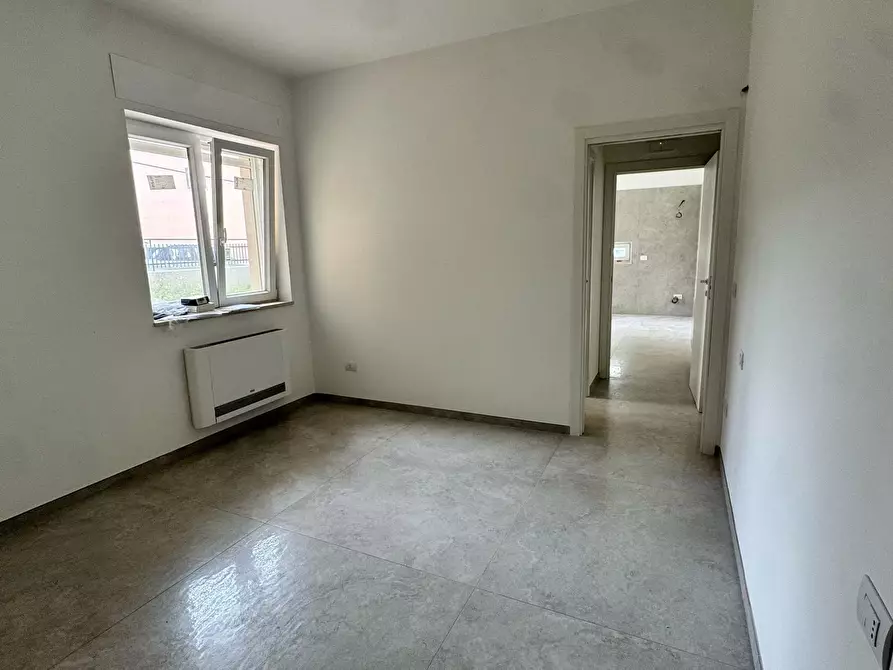 Immagine 13 di Bilocale in vendita  in Via Pietro Lorenzetti a Monopoli