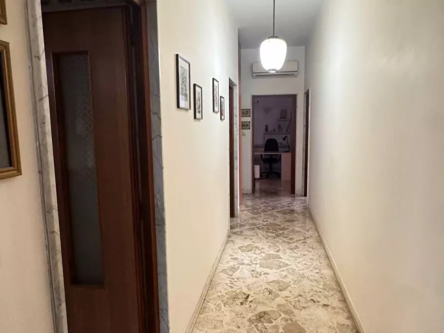 Immagine 11 di Quadrilocale in vendita  in Via Padre Manghisi 36 a Monopoli