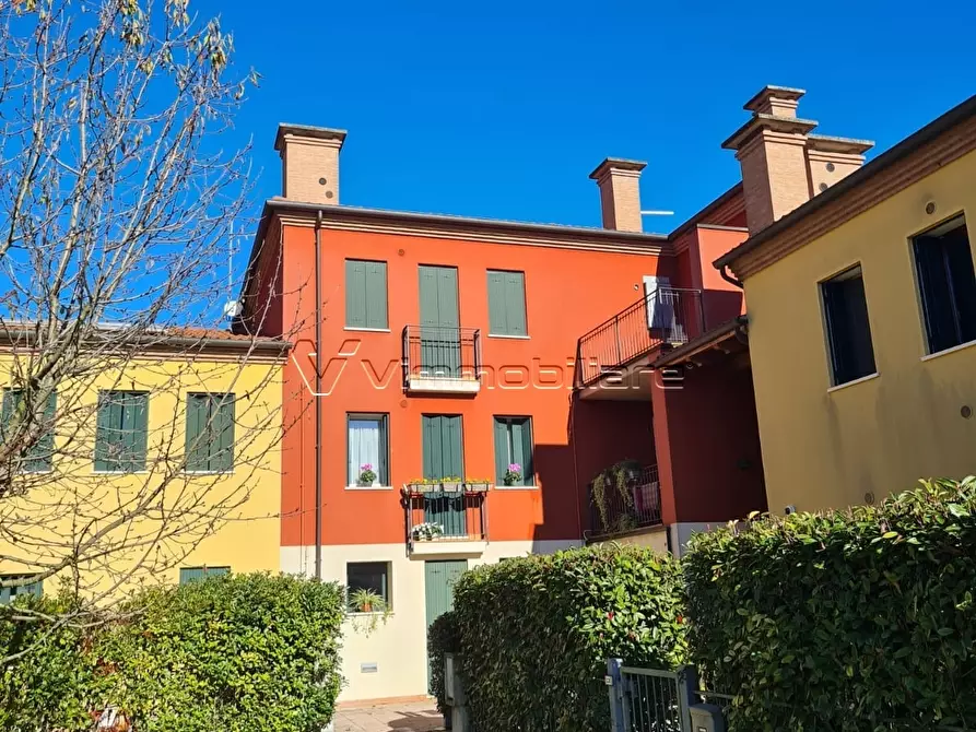 Immagine 4 di Quadrilocale in vendita  in via piazza vecchia 3/G a Campiglia Dei Berici