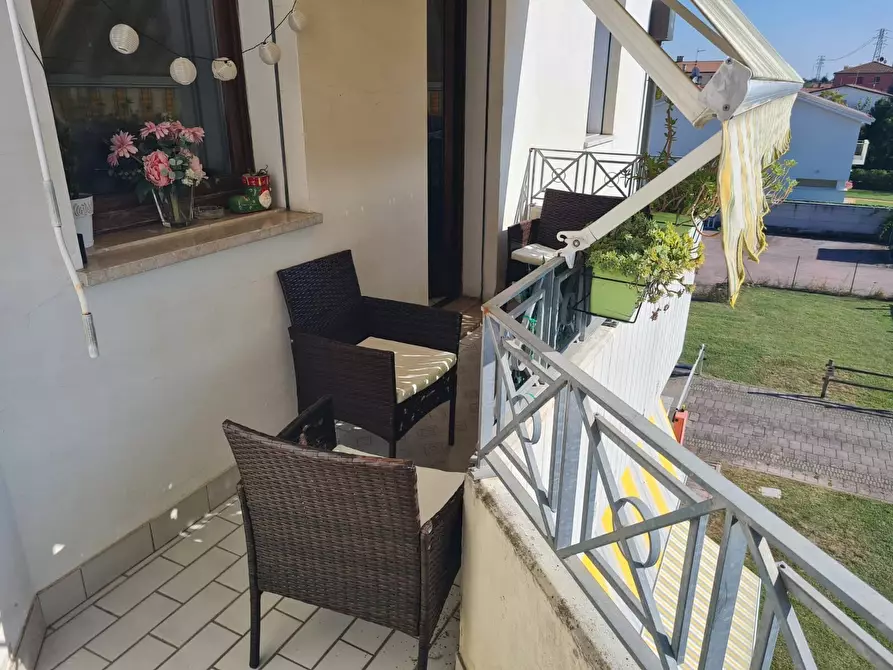 Immagine 14 di Trilocale in vendita  in Via primo maggio 9/11 a Noventa Vicentina