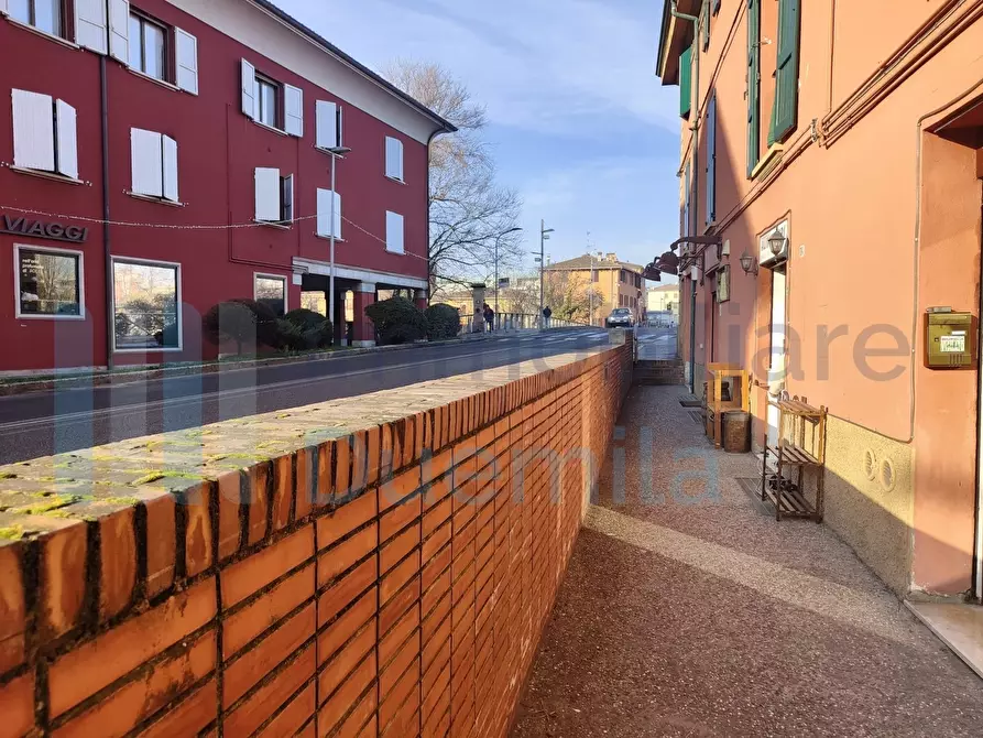 Immagine 13 di Locale commerciale in vendita  a Zola Predosa