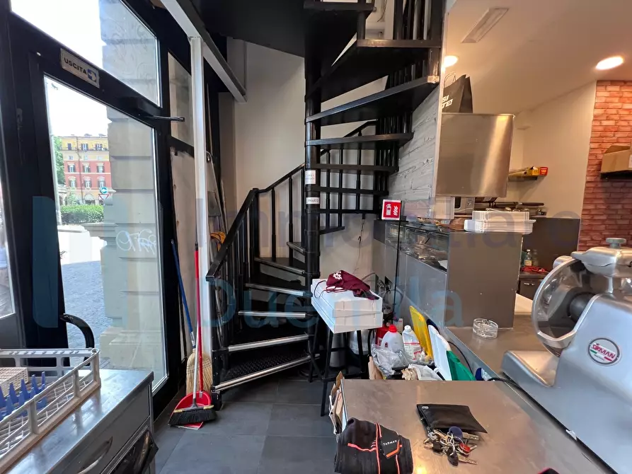 Immagine 11 di Bar / Ristorante in vendita  a Bologna