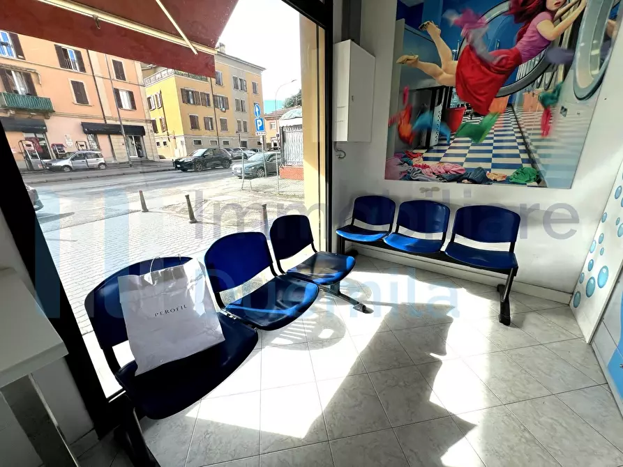 Immagine 12 di Attività artigianale in vendita  a Bologna