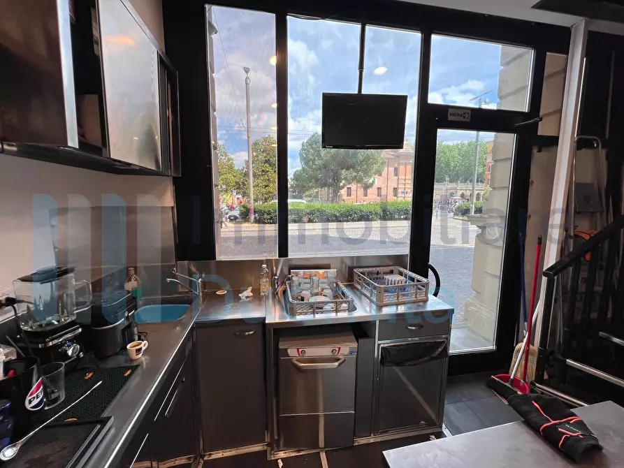 Immagine 6 di Bar / Ristorante in vendita  a Bologna