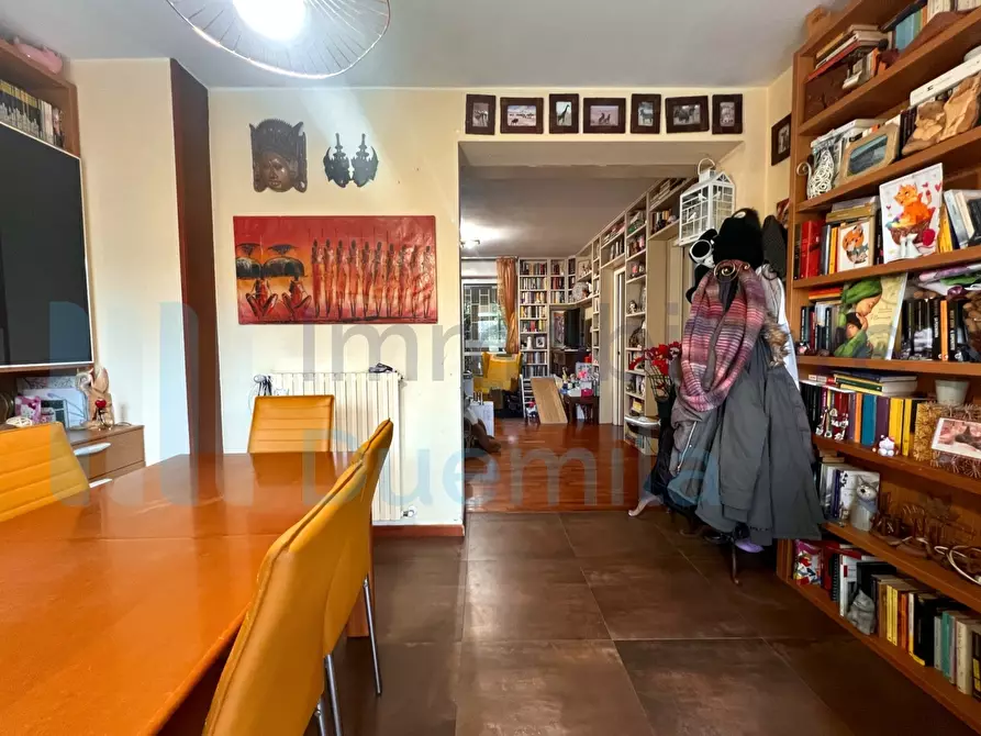 Immagine 10 di Pentalocale in vendita  a Bologna