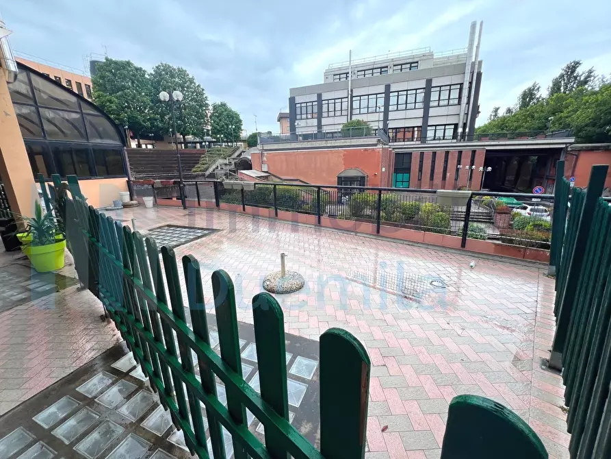 Immagine 18 di Locale commerciale in vendita  a Casalecchio Di Reno