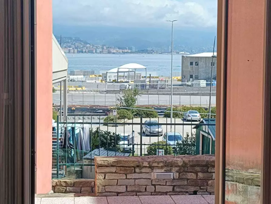 Immagine 31 di Quadrilocale in vendita  in Via Aurelia 454 a Vado Ligure