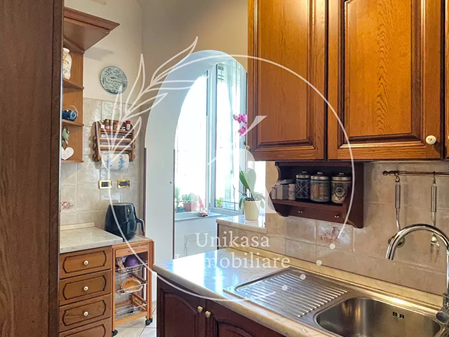 Immagine 25 di Quadrilocale in vendita  in Via Fiume 9 a Savona