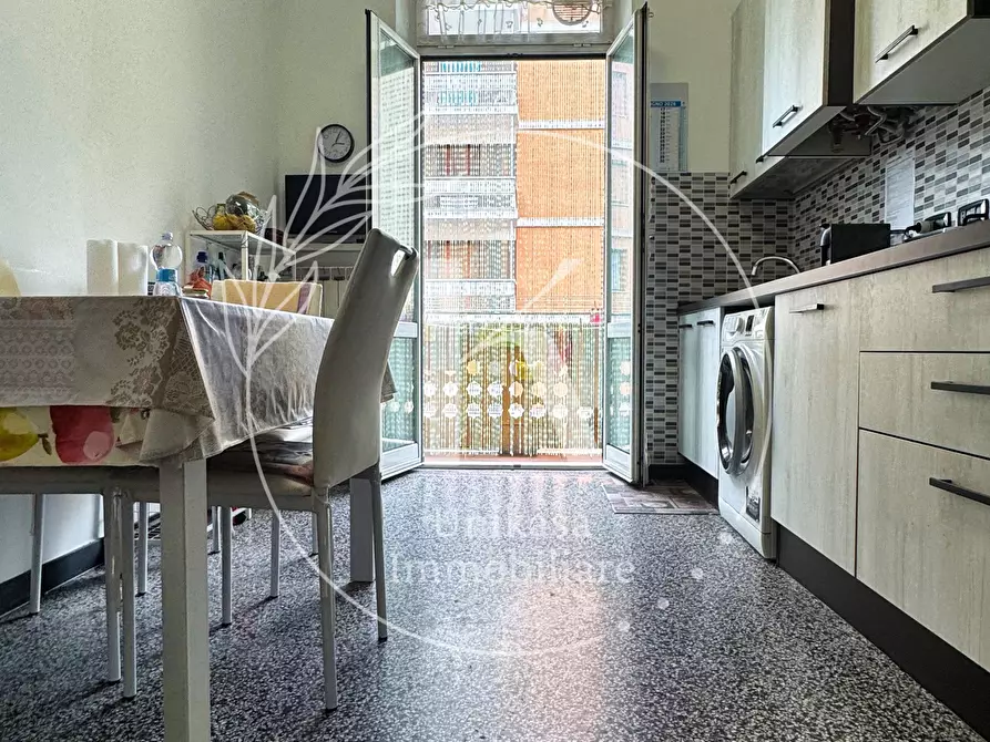 Immagine 12 di Quadrilocale in vendita  in Via Don Minzoni a Savona