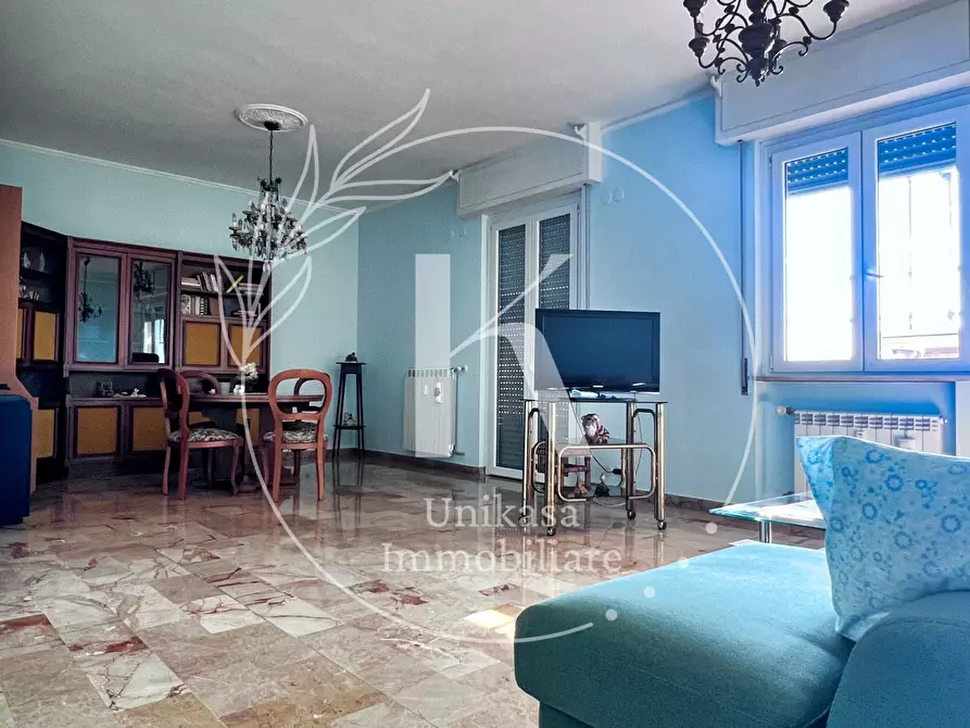 Immagine 14 di Pentalocale in vendita  in Corso Vittorio Veneto 54 a Savona