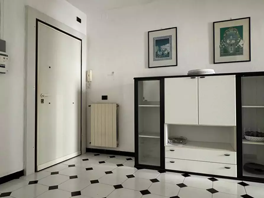 Immagine 10 di Quadrilocale in vendita  in Via Giacomo Leopardi a Savona