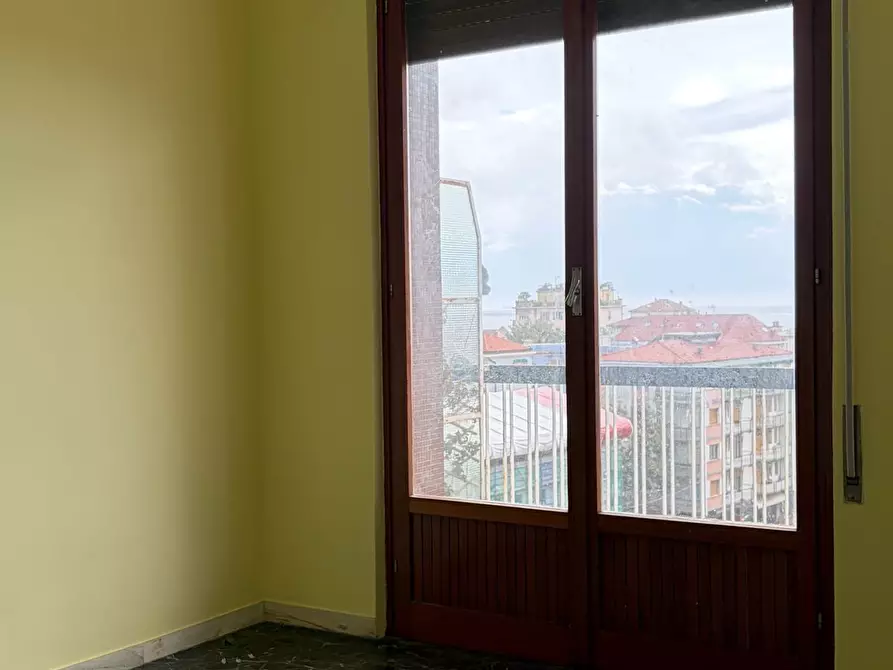 Immagine 8 di Quadrilocale in affitto  in Via Gioia 8 a Celle Ligure