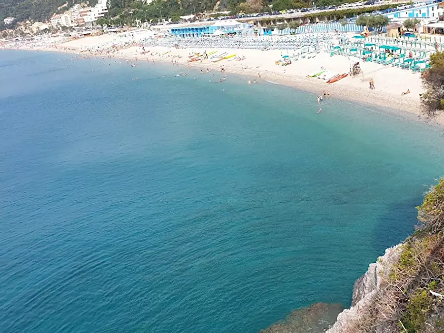 Immagine 6 di Casa semindipendente in vendita  a Bergeggi