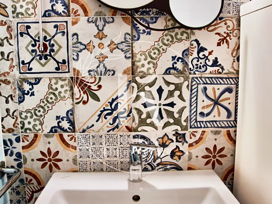 Immagine 19 di Trilocale in vendita  in Via Francesco Crispi 19 a Savona