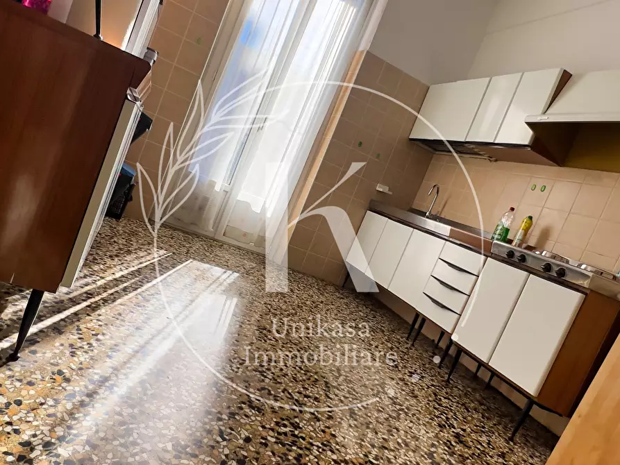 Immagine 18 di Quadrilocale in vendita  in Via Giuseppe Cesare Abba a Savona