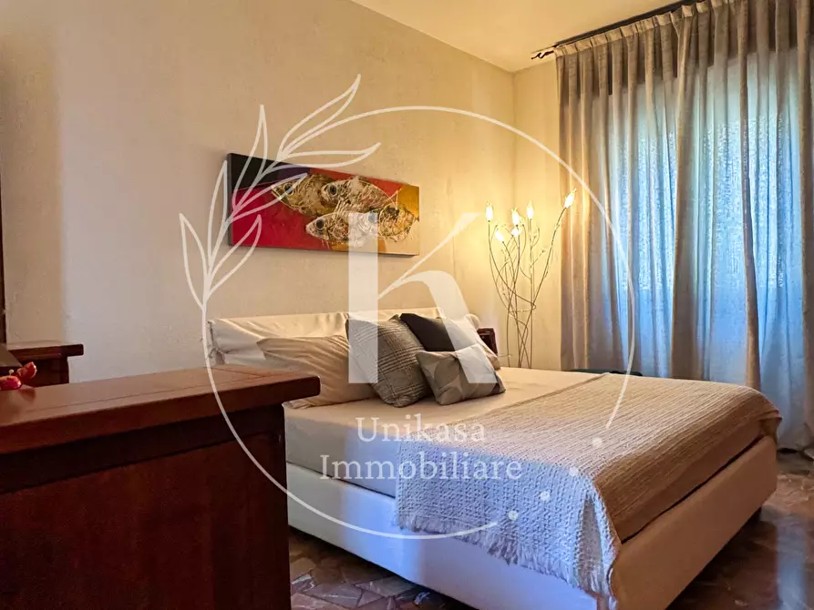 Immagine 22 di Pentalocale in vendita  in Via Rusca 37 a Savona