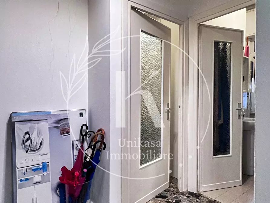 Immagine 8 di Trilocale in vendita  in Galleria Carlo Aschero a Savona